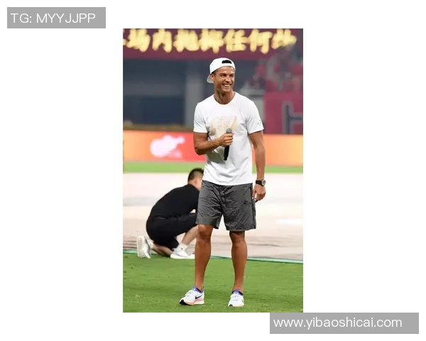 中超精彩对决本菲卡与曼城战成平局补时进球点燃全场激情 中超精彩对决本菲卡与曼城战成平局补时进球点燃全场激情