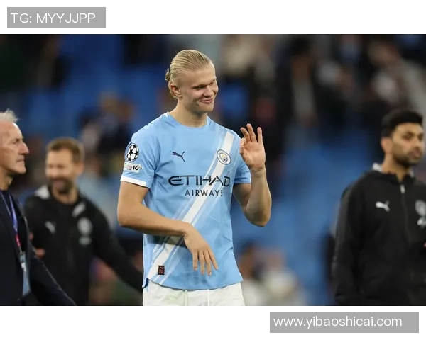 欧联杯曼城大胜那不勒斯逆转时刻点燃全场激情与转会传闻