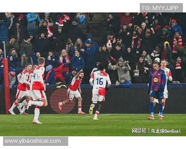 西甲精彩对决拜仁与曼联战成平局乌龙球成比赛转折点